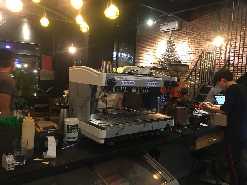 Cho thue may pha cafe chuyen nghiep rancilio classe 5 usb ho chi minh gia re tot nhat 2