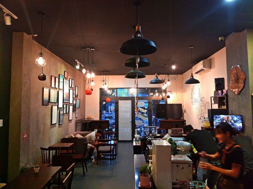 Dom Cafe Go Vap mua ban may pha cafe chuyen nghiep cua y Faema E98 RE A2 HC600 khoi nghiep cafe 12