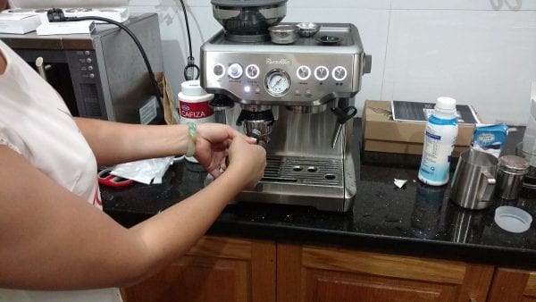 May pha cafe espresso breville 870XL khoi nghiep cafe mr le quan 7 hcm