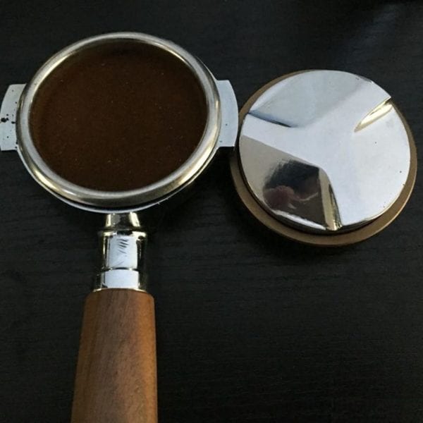Mua ban Tamper espresso thông minh - Smart Coffee Tamper Dozer 58mm 1